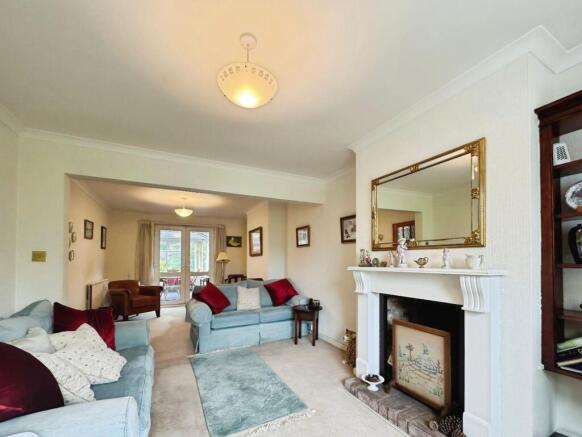 Buckingham Road, Wilmslow, SK9 photo 2