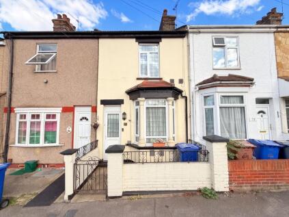 Stanley Road, Grays
