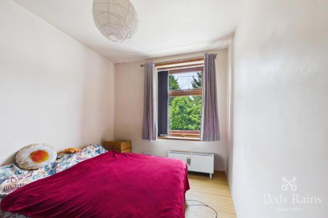 2 bed Terraced for sale Image 5