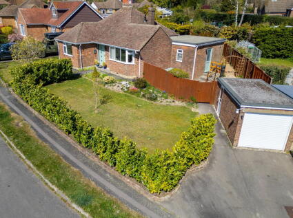 Luxford Drive, Crowborough, TN6 2PN