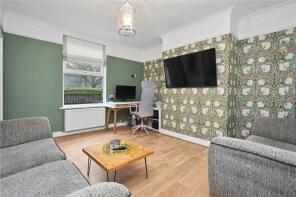 24, Cliffe Terrace, Micklefield, Leeds LS25 4DF