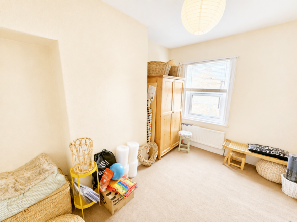 2 bed Terraced for sale Image 7