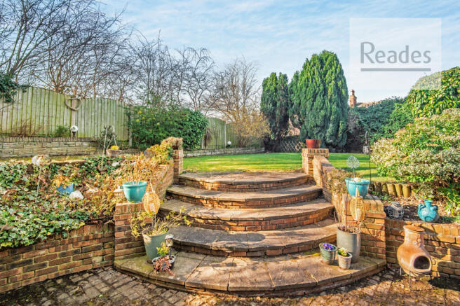 Garden to rear