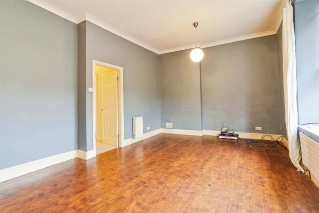 2 bed Apartment for sale Image 5