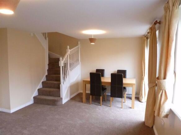 Lounge/Dining Room
