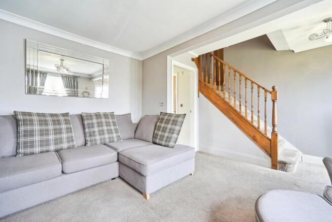 4 bed Detached for sale Image 4