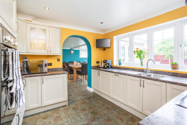 kitchen b