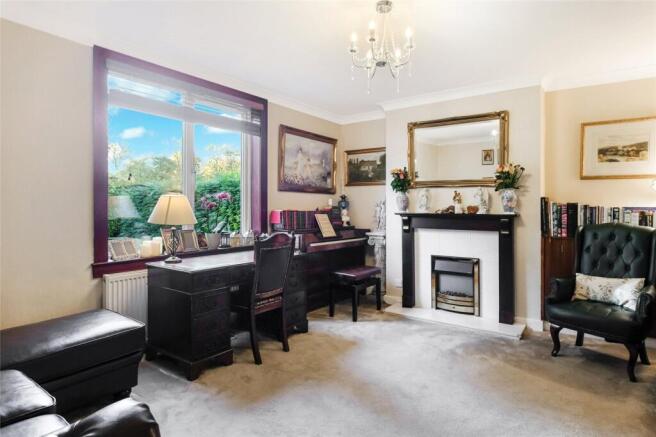 21 Adamson Avenue, KIRKCALDY, Fife, KY2 photo 4