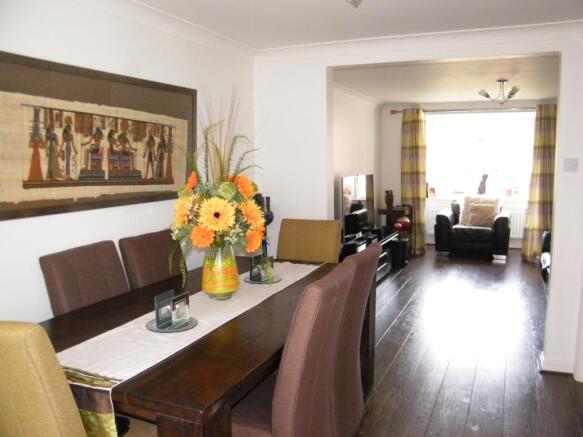 Lounge/Dining Room
