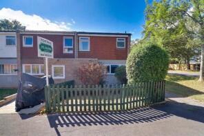 72, Curlew Gardens, Waterlooville PO8 9UE