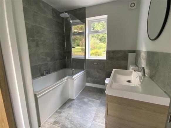 Master Ensuite
