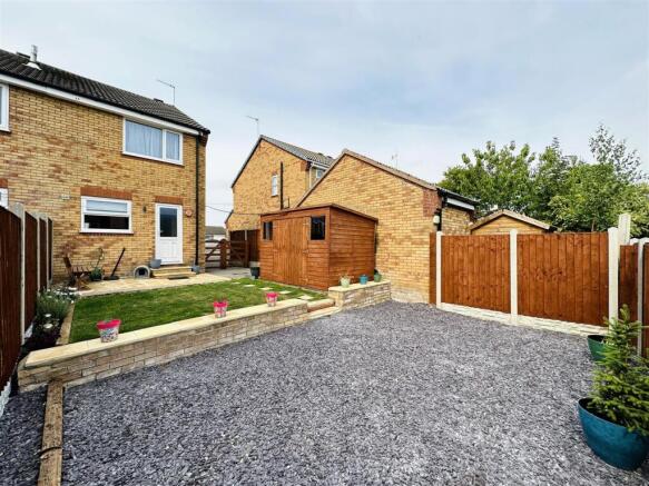 2 bed Semi-Detached for sale Image 4