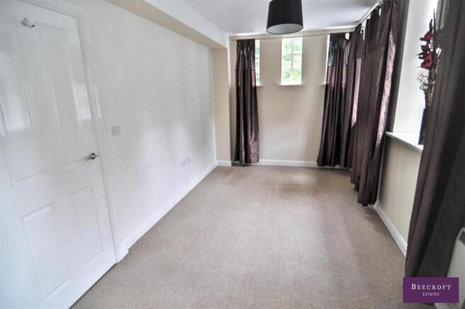 2 bed Apartment for sale Image 10