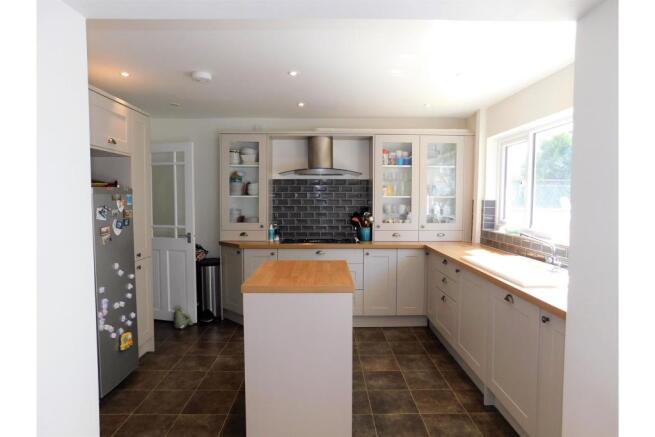 Kitchen / Breakfast