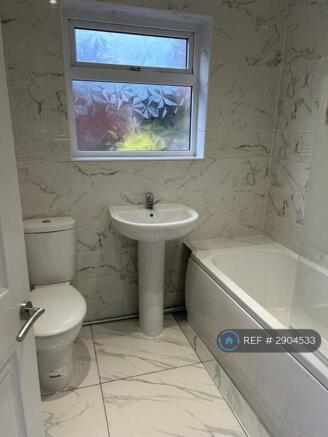 2 bed End of Terrace to rent Image 7