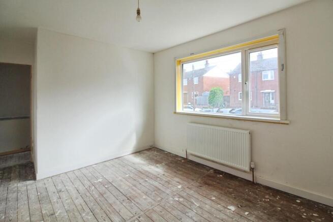 4 bed House for sale Image 10