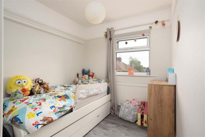 3 bed Semi-Detached for sale Image 12