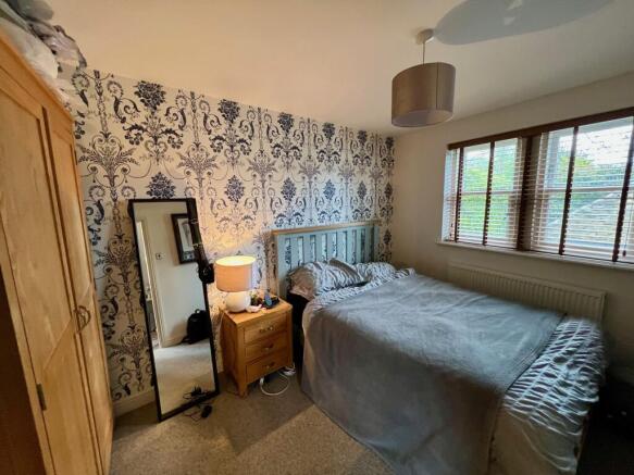 1 bed Apartment to rent Image 5