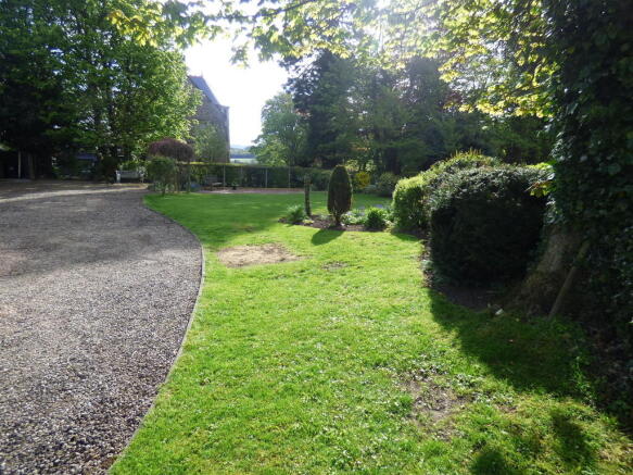 Photo 23