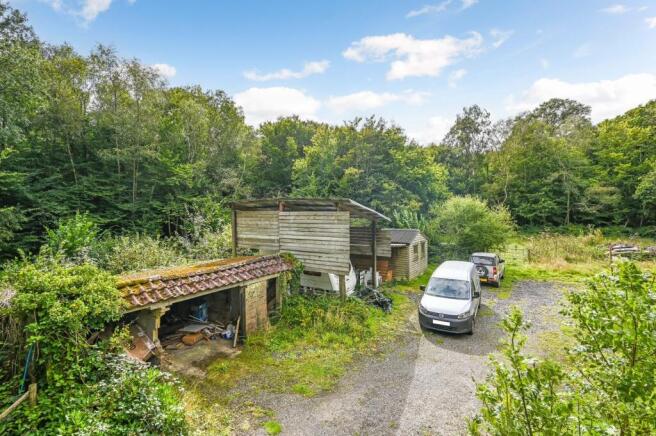 Parking/Barn