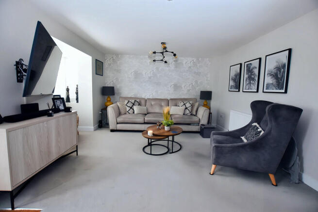 Lounge 4