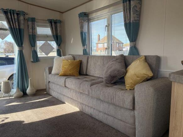 7fdd24fd 3067 49cf Ba09 Cedacbb42530.jpg