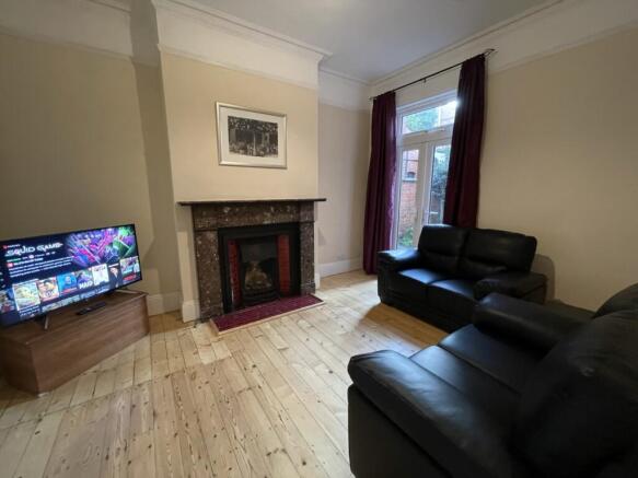 TV lounge 1-1