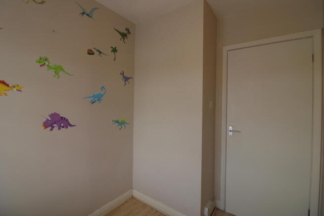 3 bed Semi-Detached to rent Image 10