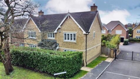 Marstan Place, Camberley
