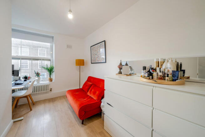 1388845-7-693fdf5...