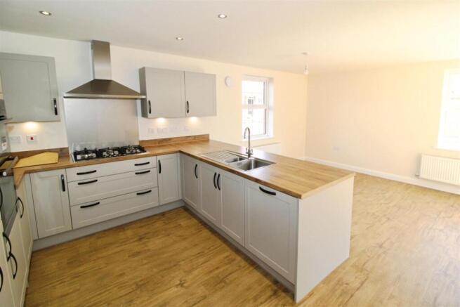 Kitchen / Family