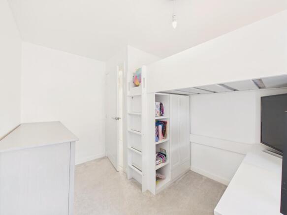 3 bed Semi-Detached for sale Image 7