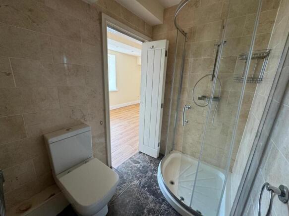 1 bed Apartment to rent Image 10