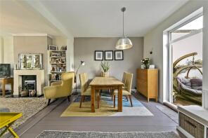 162, Manor Grove, Richmond TW9 4QG