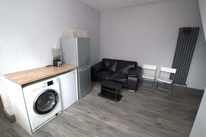 1 bed House to rent Image 7