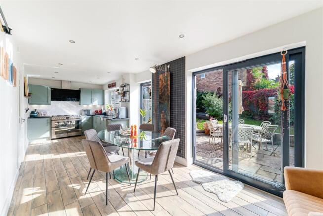 Kitchen/Dining/Family