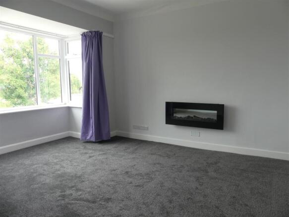 2 bed Detached Bungalow to rent Image 10