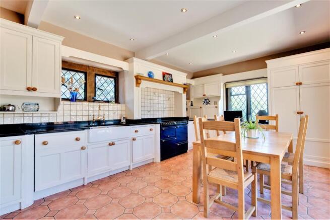 KITCHEN BREAKFAST ROOM