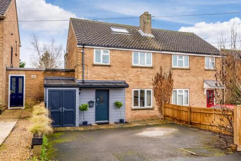 Hill Close, Chipping Norton