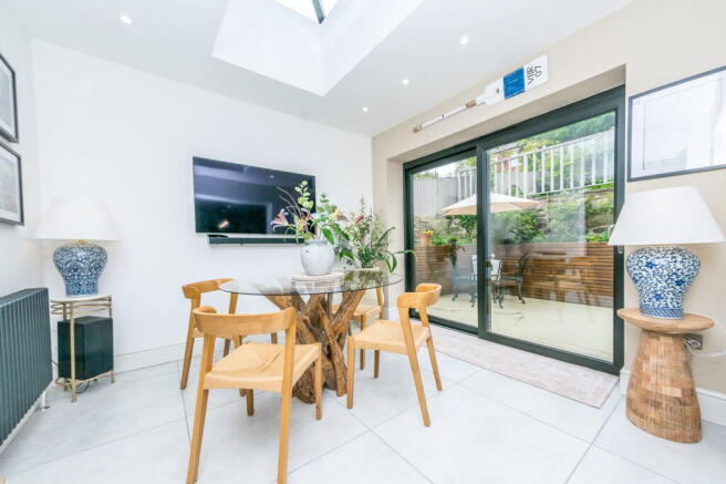 3 bed Detached for sale Image 9