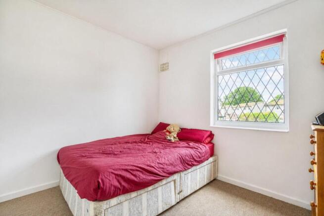 3 bed Semi-Detached for sale Image 10