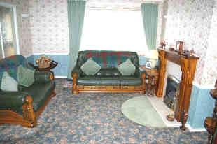 THROUGH LOUNGE