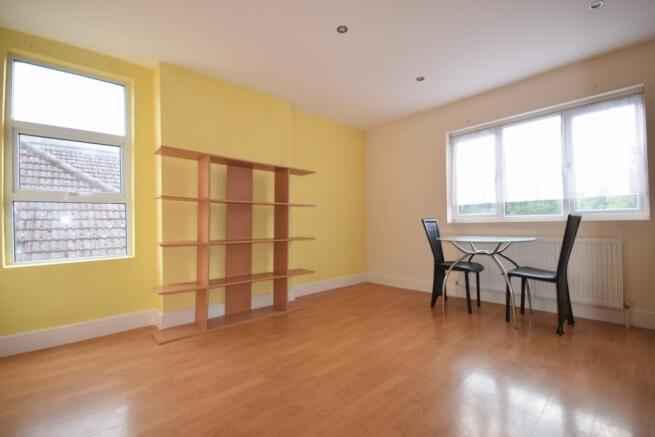 Kitchen/ Lounge