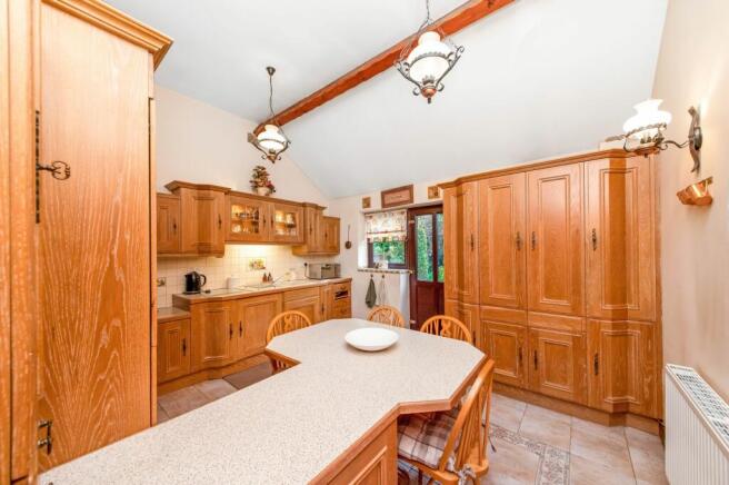 BREAKFAST KITCHEN