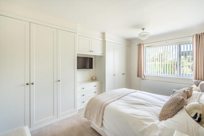 2 bed Detached Bungalow for sale Image 11