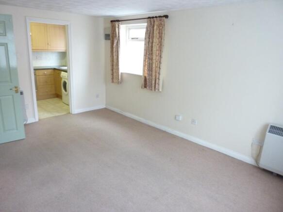 Lounge-Dining Room -