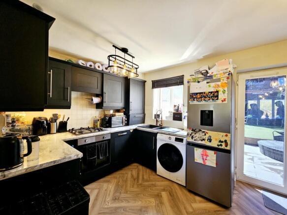 3 bed End of Terrace for sale Image 9