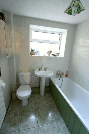 Ground Floor Bathroo