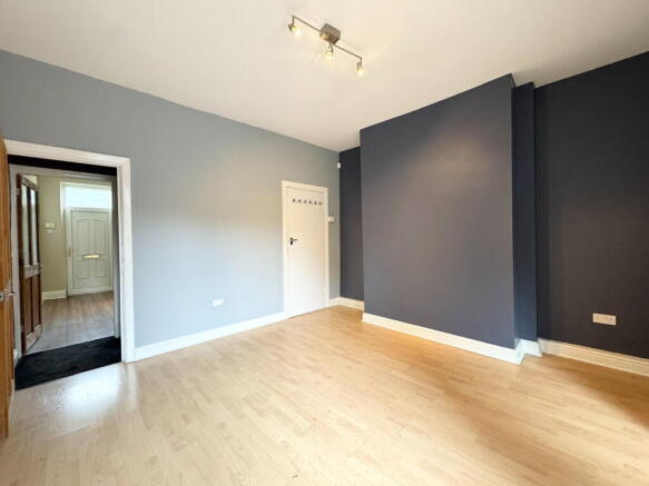 2 bed Terraced for sale Image 5