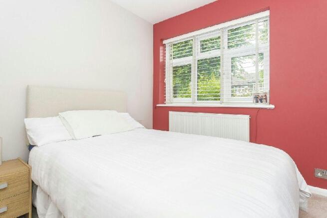 3rd Photo of Bed 2